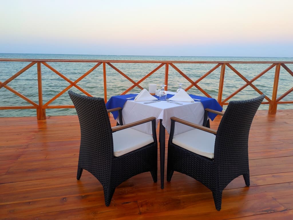Mainbeach Restaurant