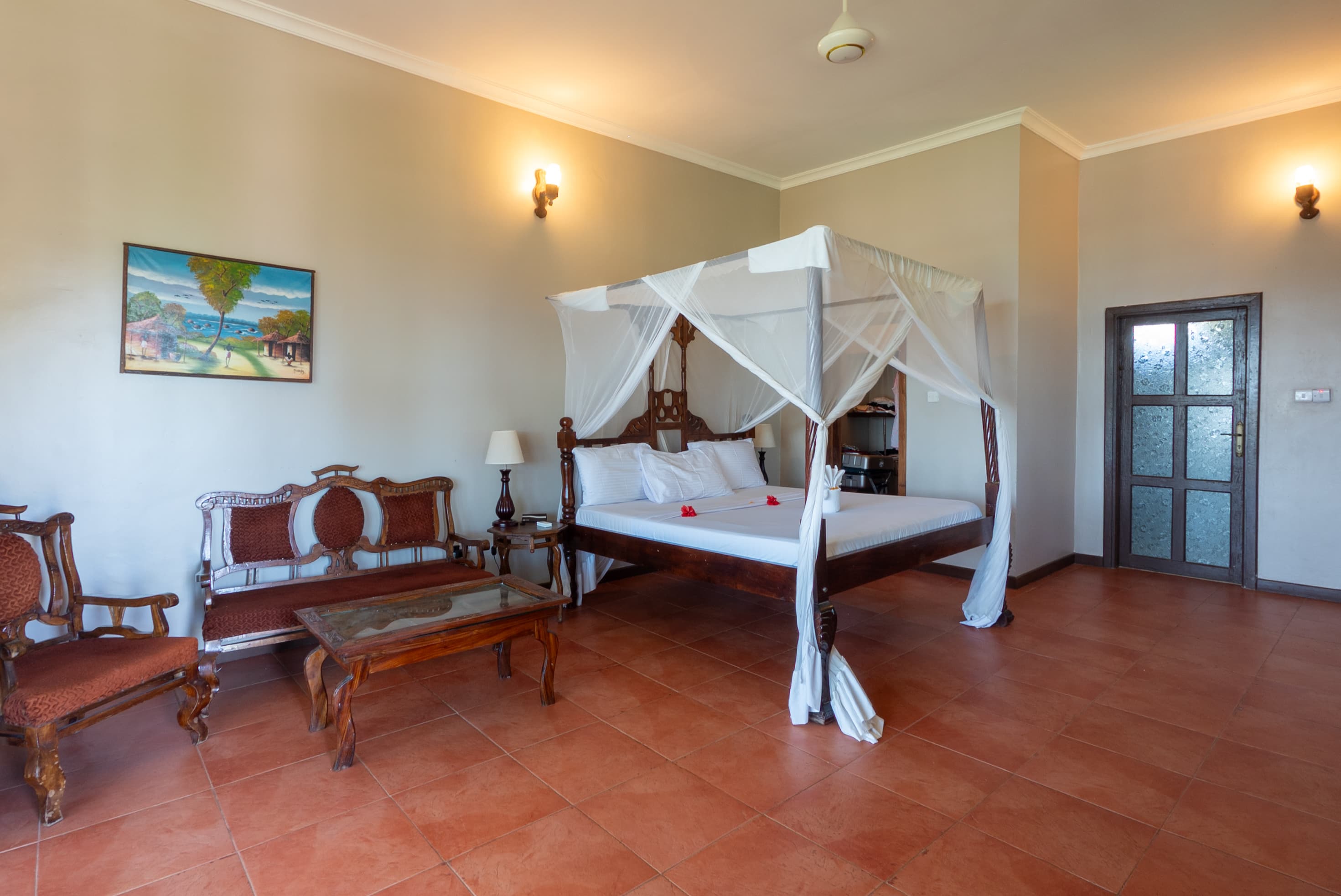 Camera deluxe at Mandarin Resort — gallery image 1