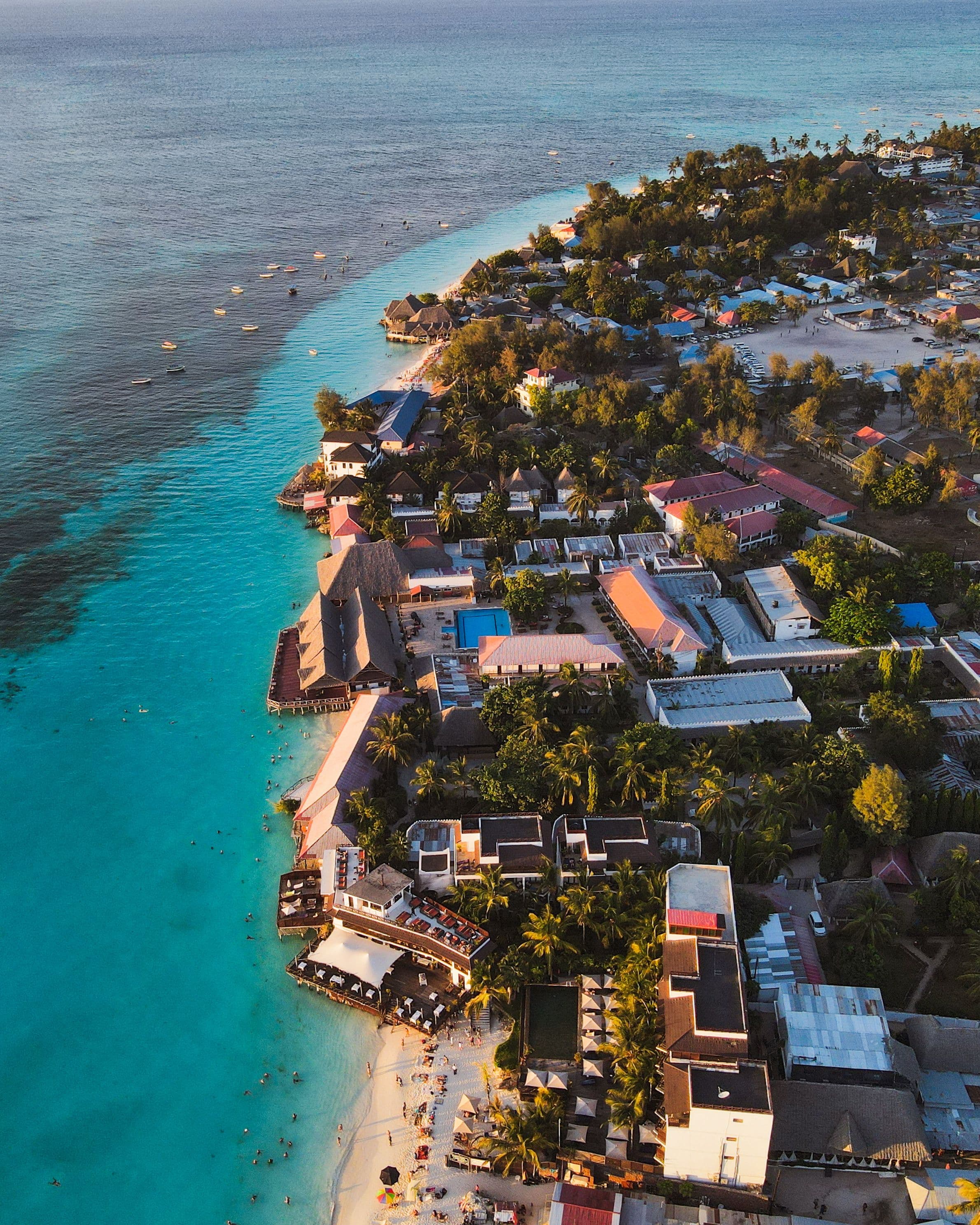 BANCO DI SABBIA NAKUPENDA E PRISON ISLAND — image 2